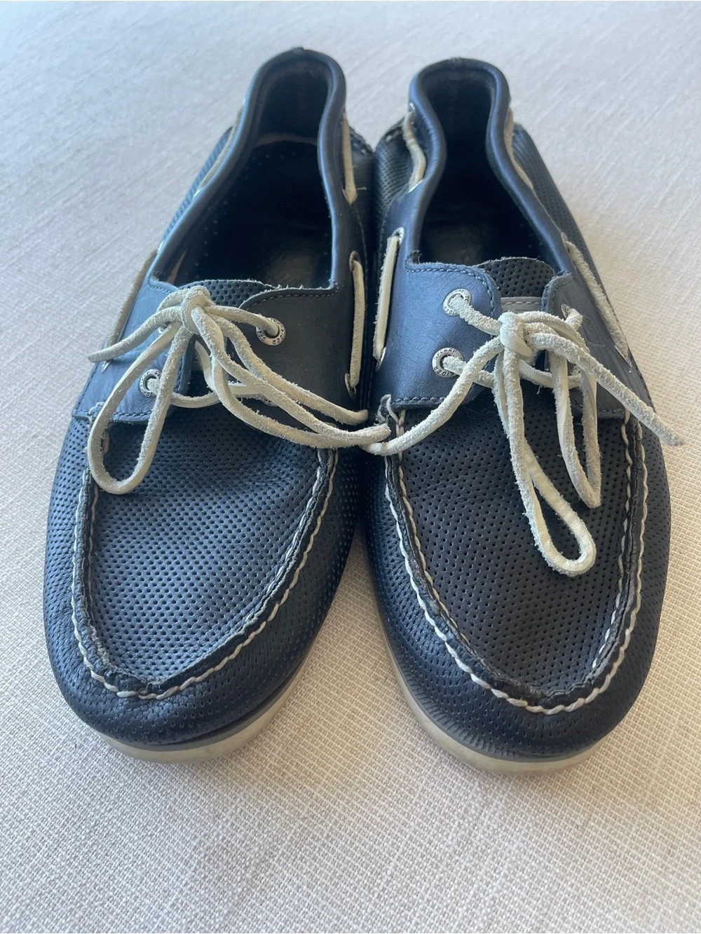 Men's Sperry Navy Blue Perforated Leather Boat Shoes with White Laces sz 11 1/2